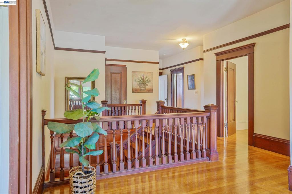 2056 Santa Clara Ave Property Photo 48