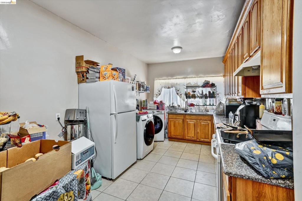 1390 Highland Blvd Property Photo 4