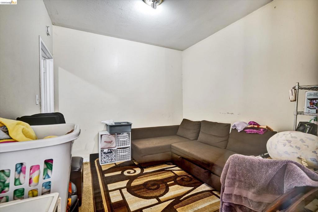 1390 Highland Blvd Property Photo 16