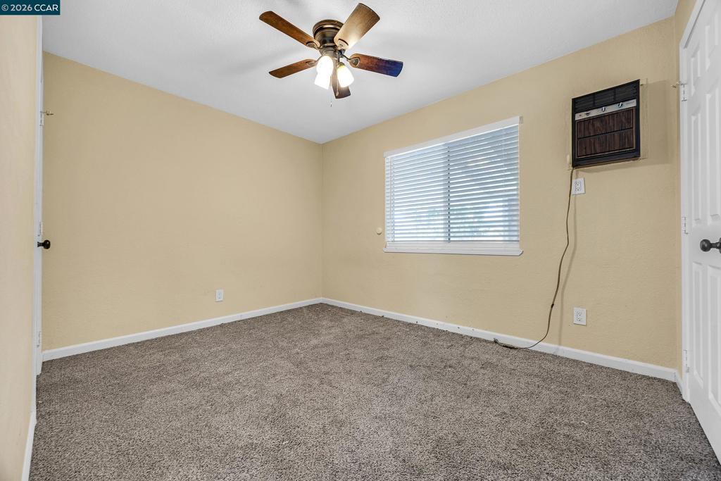 7 Lawrence Ave Property Photo 18