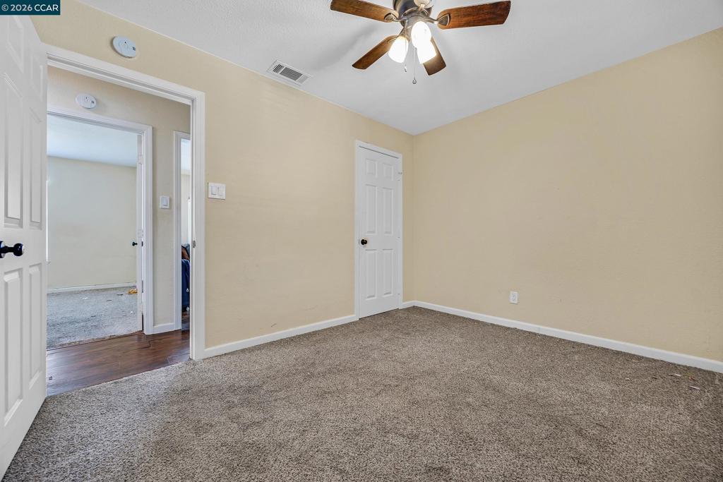 7 Lawrence Ave Property Photo 20