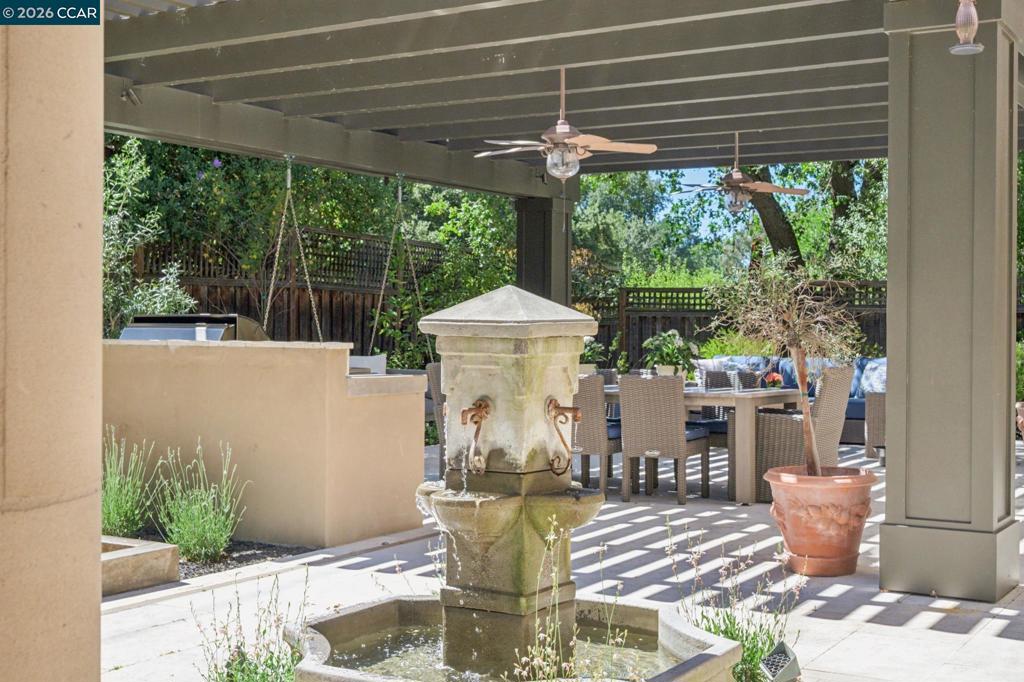 35 Rhett Pl Property Photo 60
