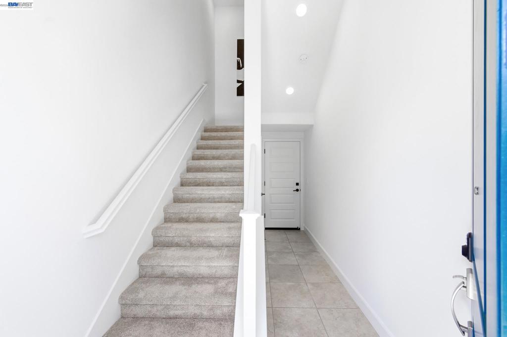 39482 Capstone Cmn Property Photo 6