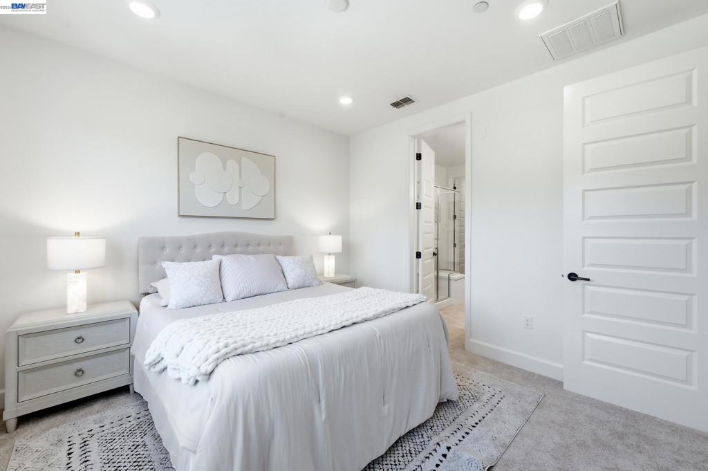39482 Capstone Cmn Property Photo 16