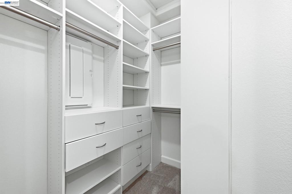 39482 Capstone Cmn Property Photo 20