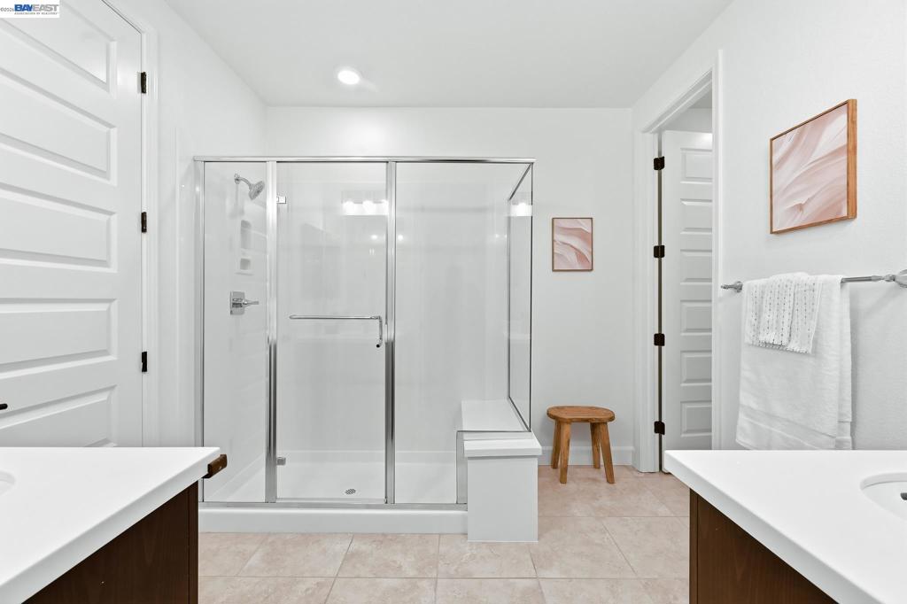 39482 Capstone Cmn Property Photo 22