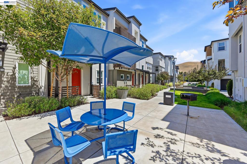 39482 Capstone Cmn Property Photo 51