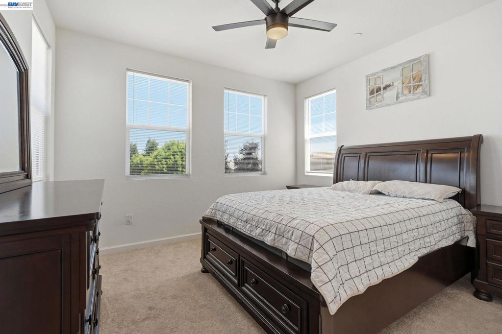 2126 Grapevine Dr Property Photo 29