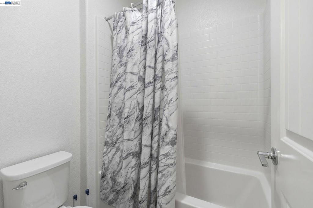 2126 Grapevine Dr Property Photo 36