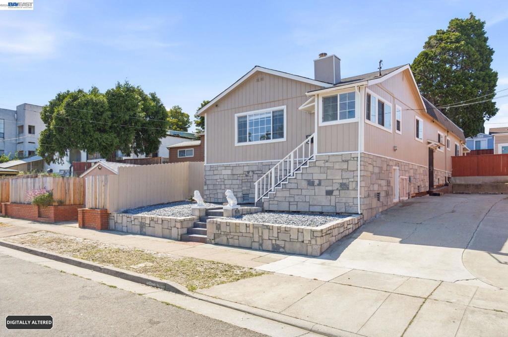 5237 Fresno Ave Property Photo 5
