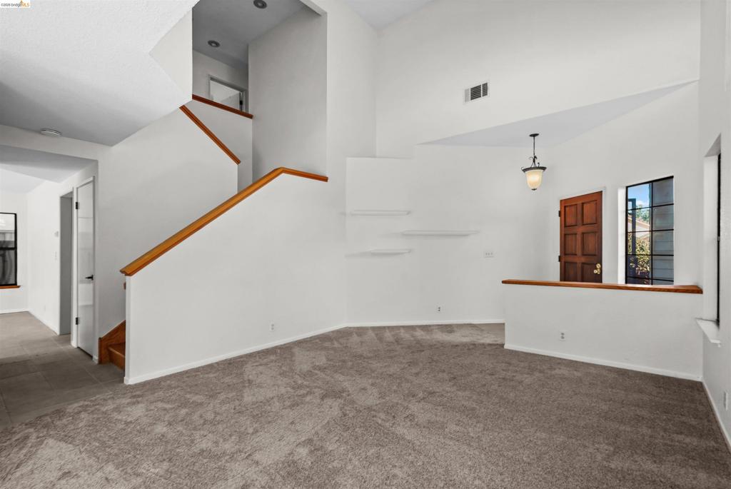 4840 Highlands Way Property Photo 10