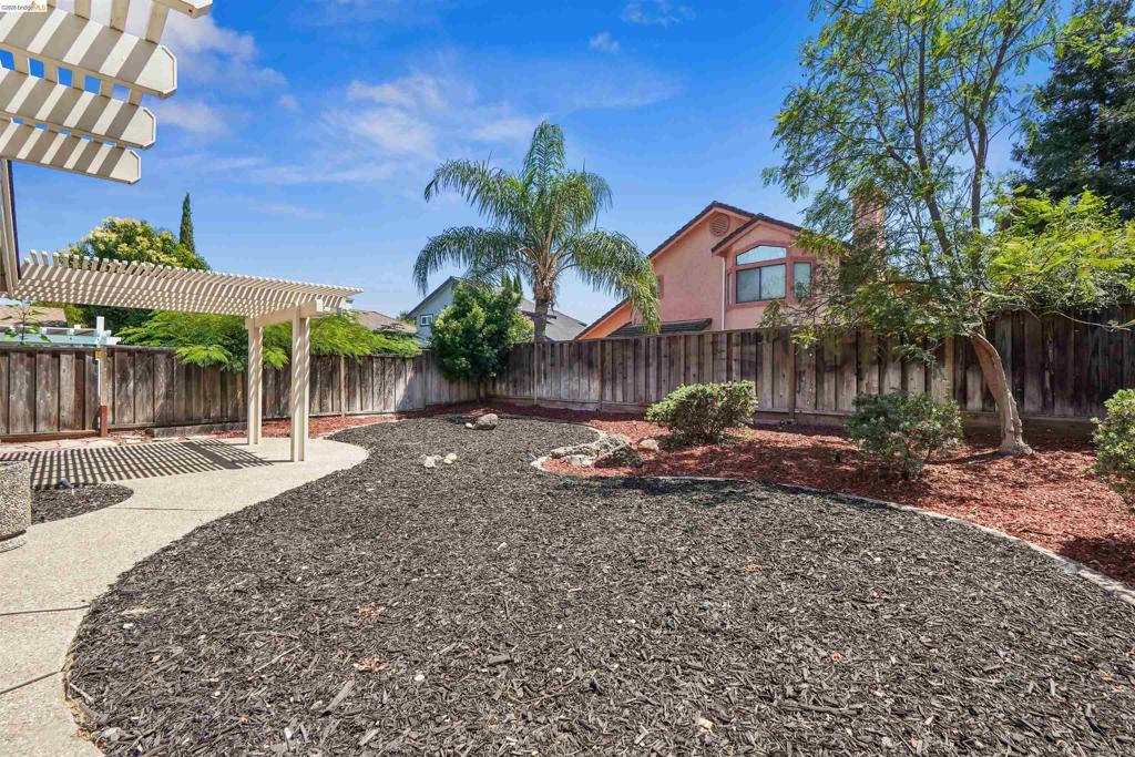 4840 Highlands Way Property Photo 22