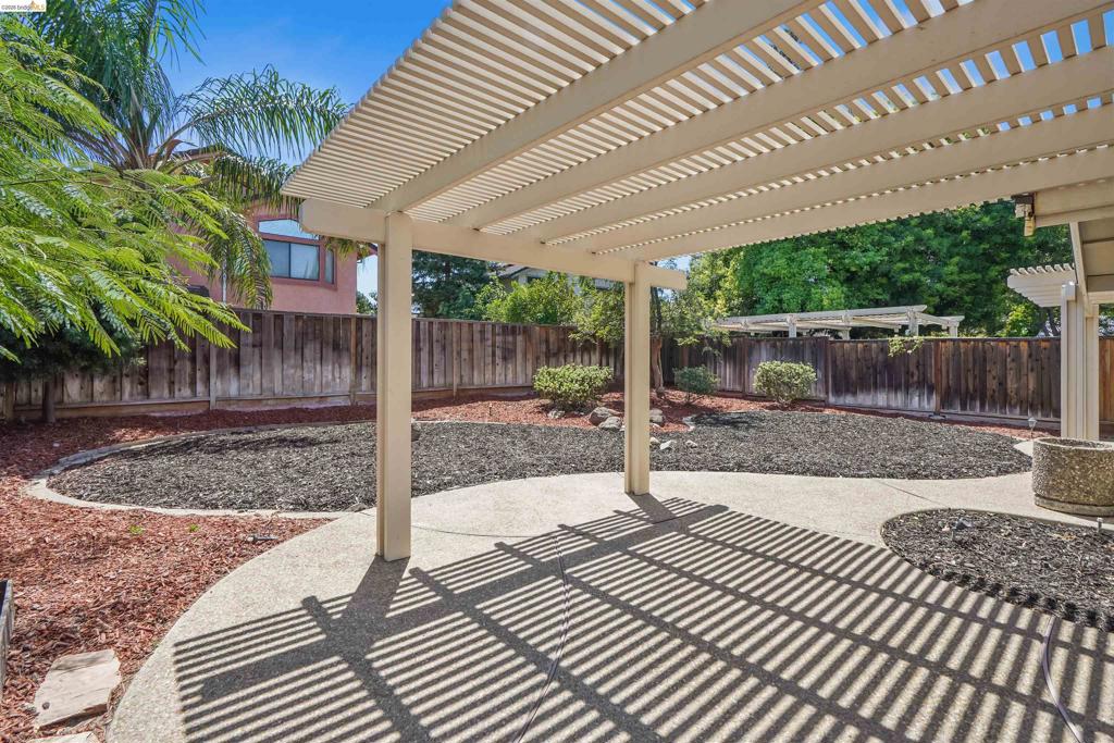 4840 Highlands Way Property Photo 27