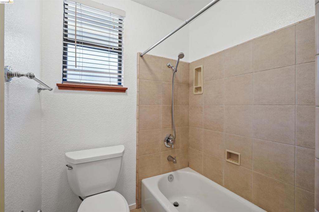 4840 Highlands Way Property Photo 35