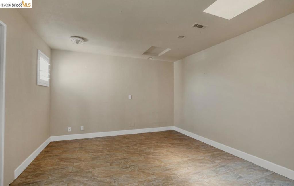 1957 Dolphin Pl Property Photo 27