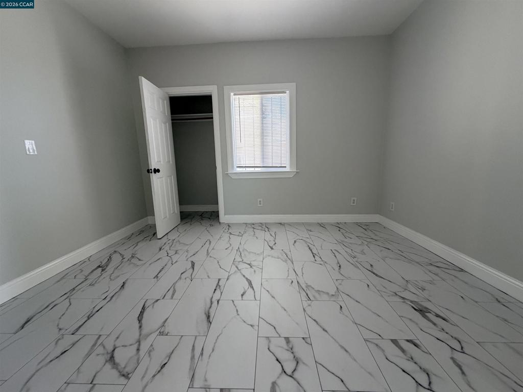 924 7th St Property Photo 8