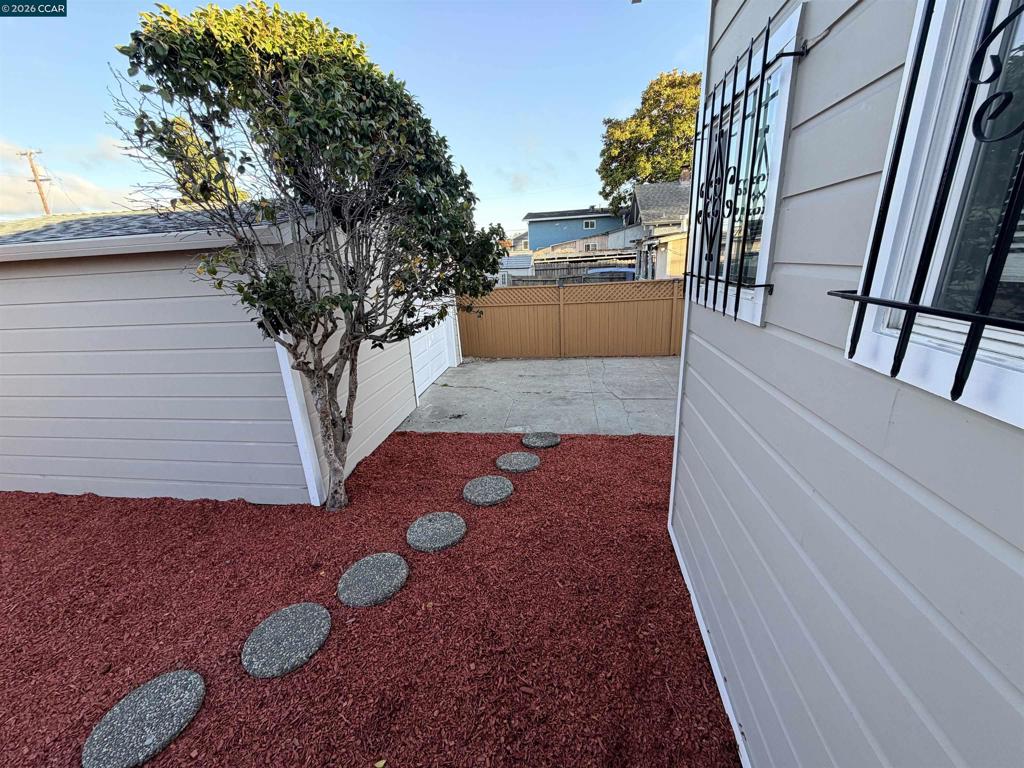 924 7th St Property Photo 16
