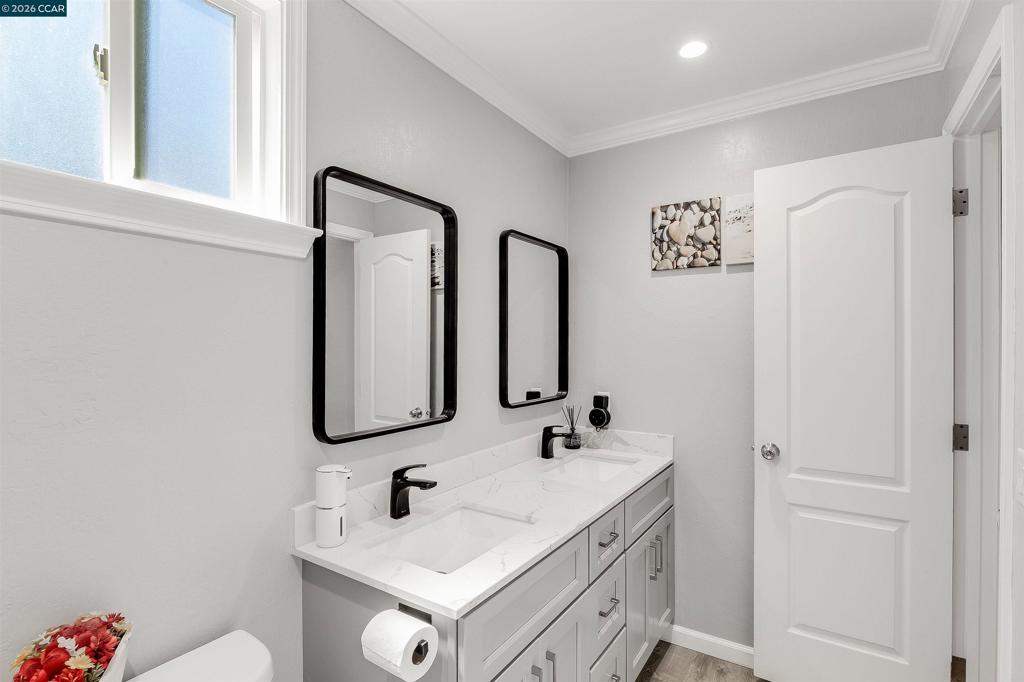 5751 Bridgehead Rd Property Photo 11