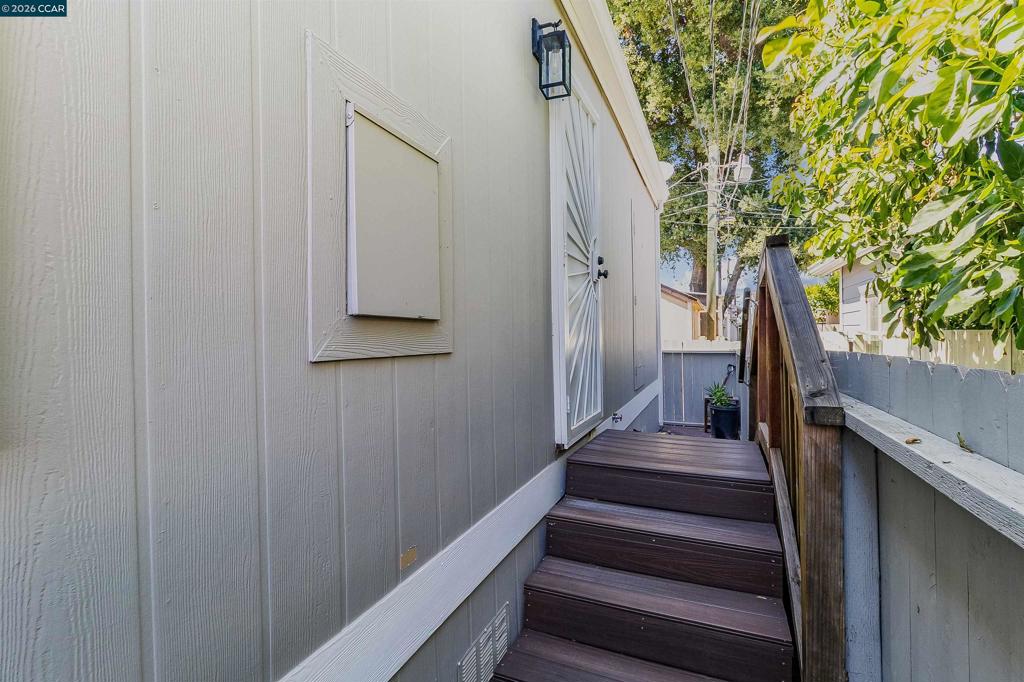5751 Bridgehead Rd Property Photo 25