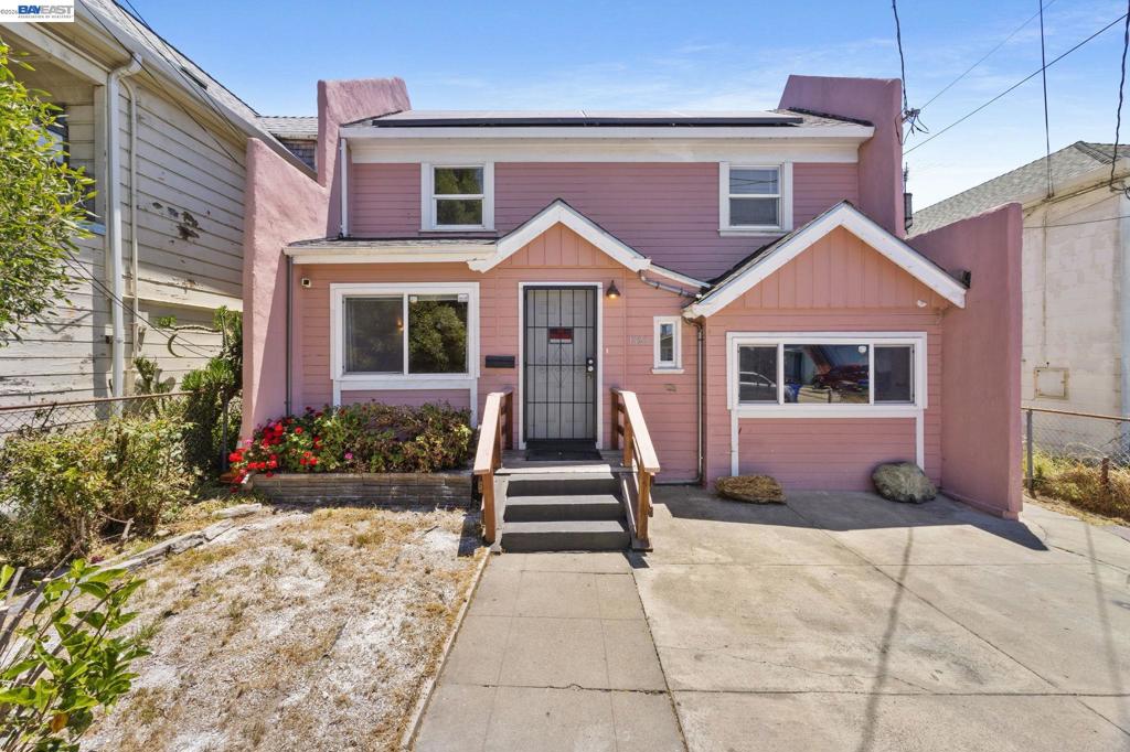 1828 Rosedale Ave Property Photo 1