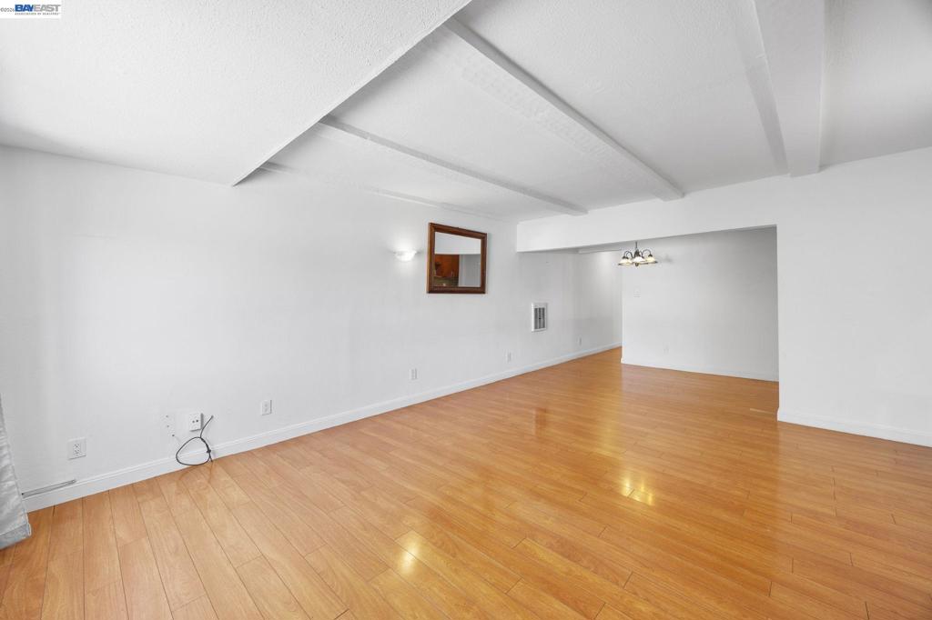 1828 Rosedale Ave Property Photo 9