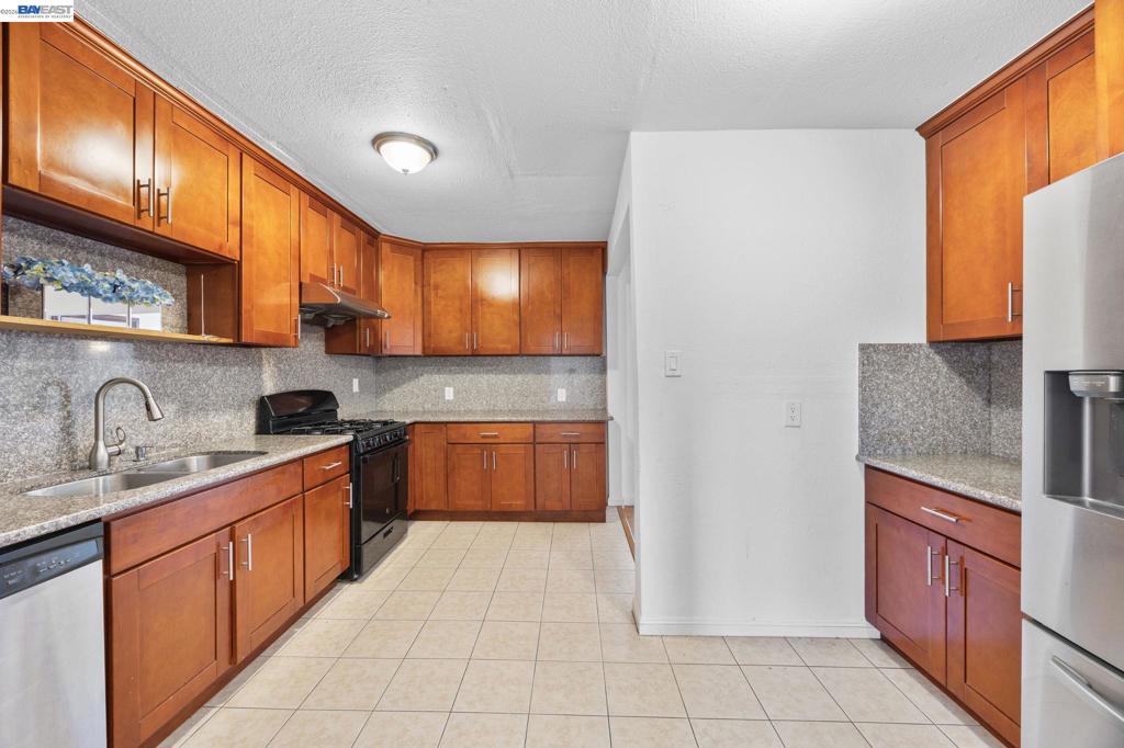 1828 Rosedale Ave Property Photo 14
