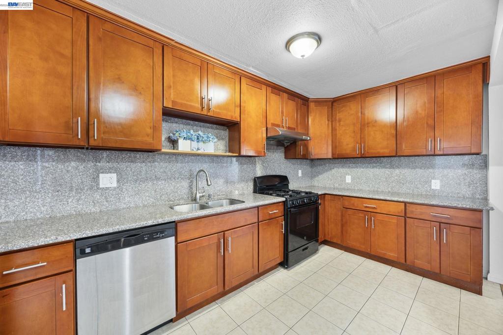 1828 Rosedale Ave Property Photo 15
