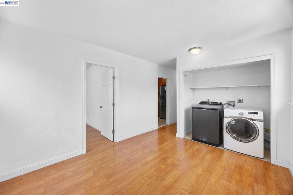 1828 Rosedale Ave Property Photo 17