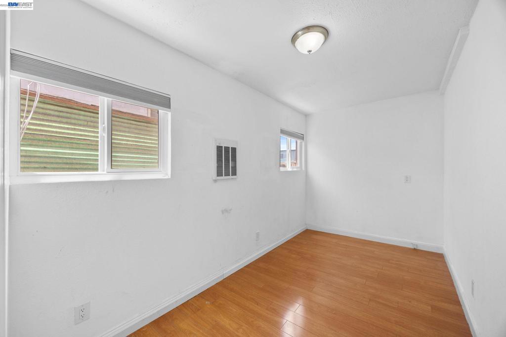 1828 Rosedale Ave Property Photo 18