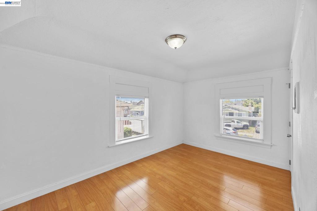 1828 Rosedale Ave Property Photo 21