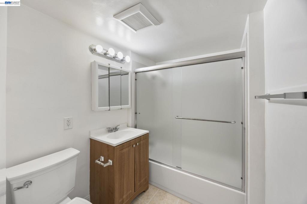 1828 Rosedale Ave Property Photo 25