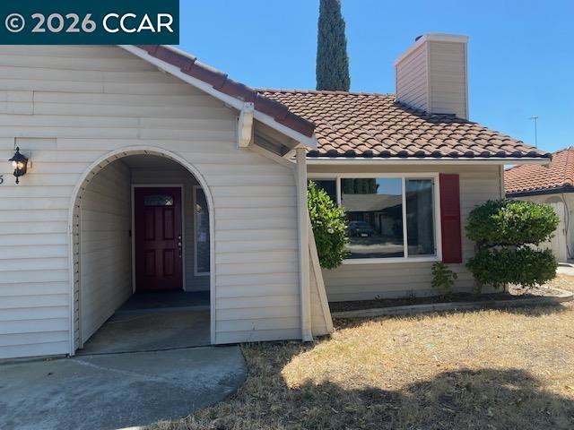 945 Arambel Dr Property Photo 2