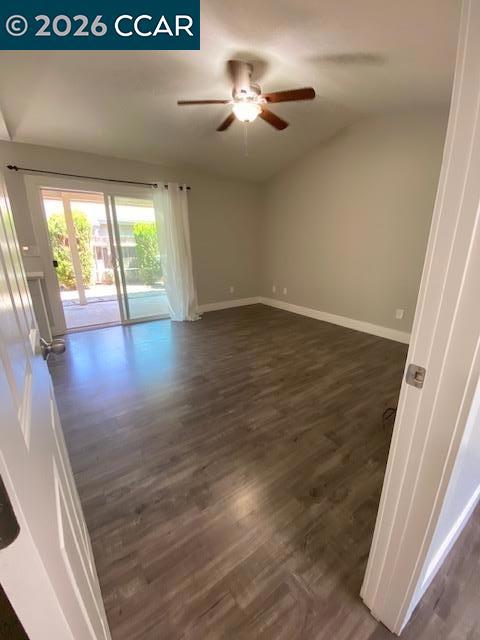 945 Arambel Dr Property Photo 17