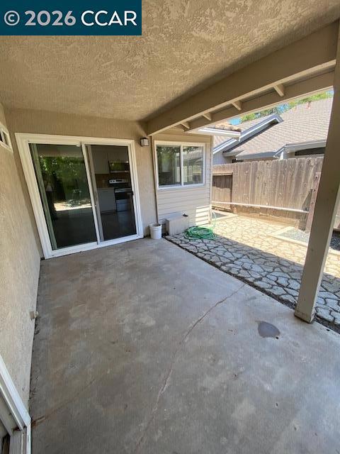 945 Arambel Dr Property Photo 22