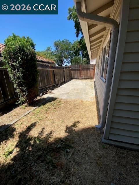945 Arambel Dr Property Photo 27