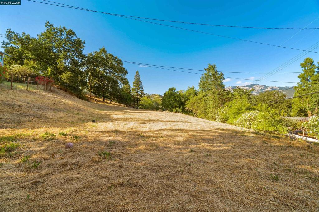 300 Marks Rd Property Photo 10