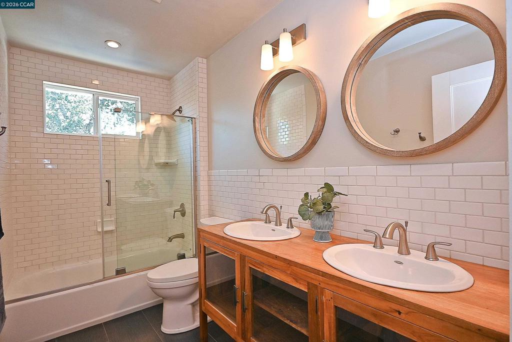 731 Hamilton Dr Property Photo 27