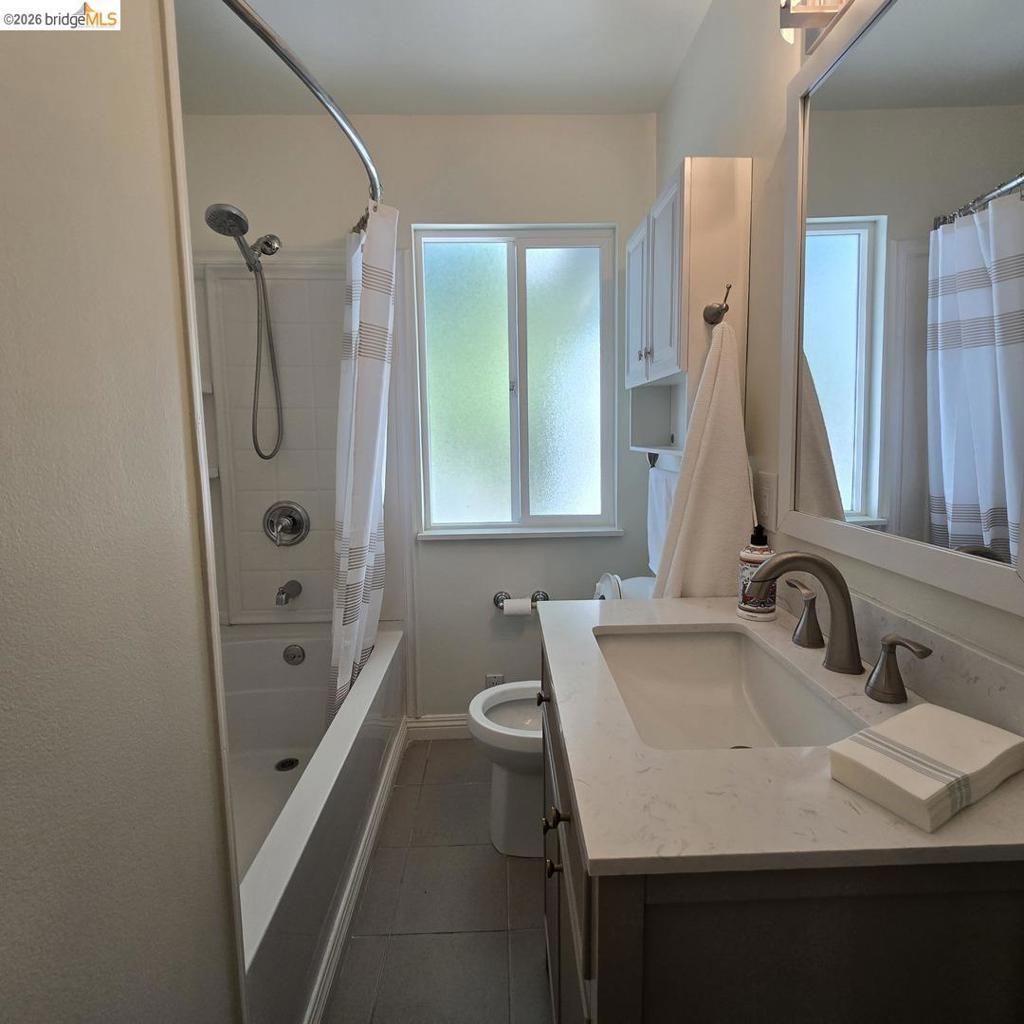 241 Humboldt St Property Photo 19