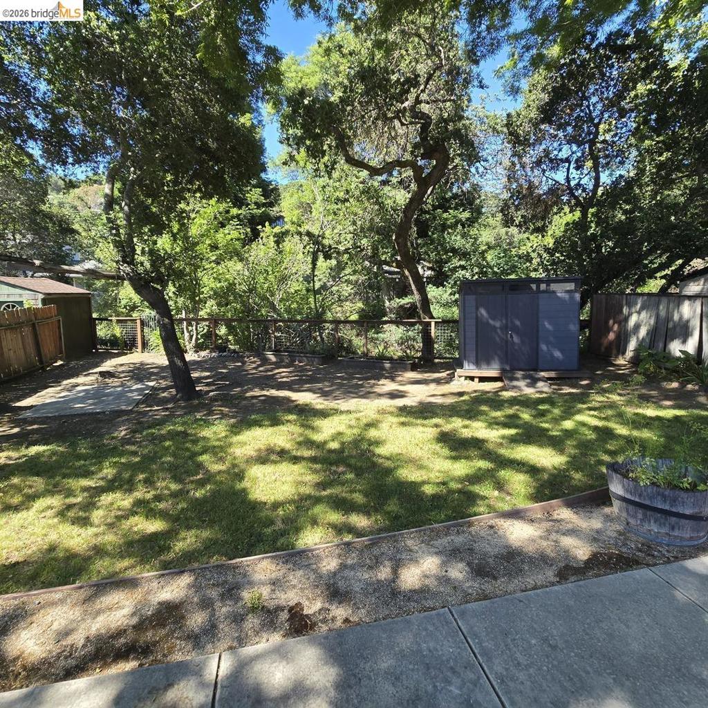 241 Humboldt St Property Photo 31