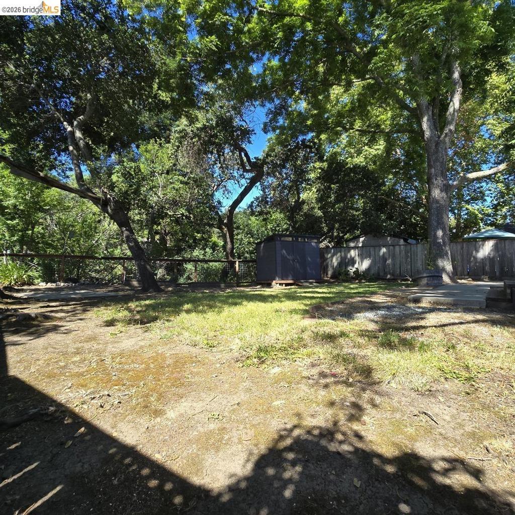 241 Humboldt St Property Photo 32