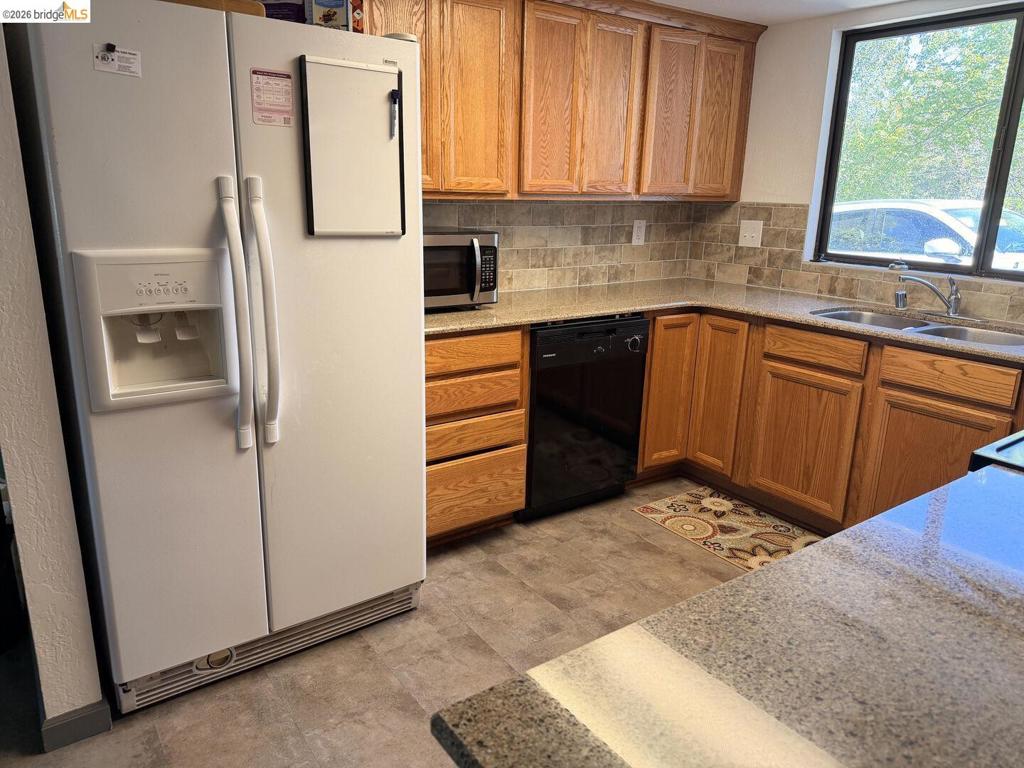 153 Summit Ave Property Photo 5