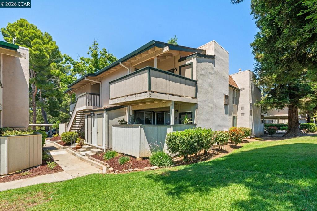 5460 Concord Blvd B8 Property Photo 1