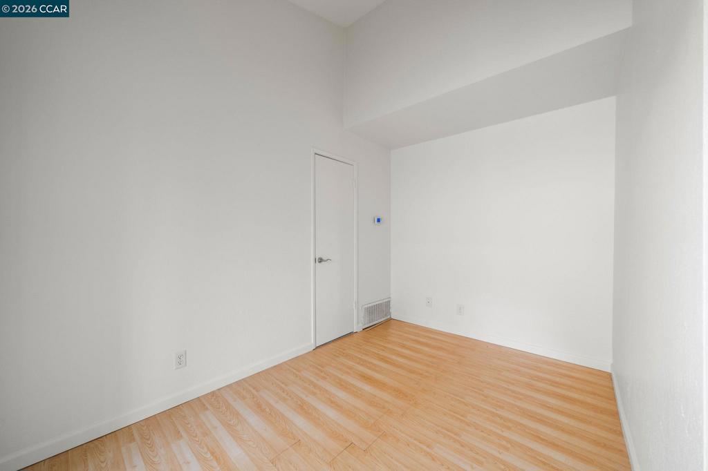 5460 Concord Blvd B8 Property Photo 10