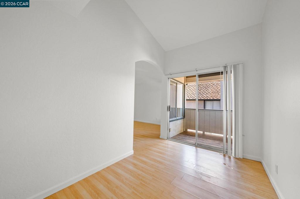 5460 Concord Blvd B8 Property Photo 11