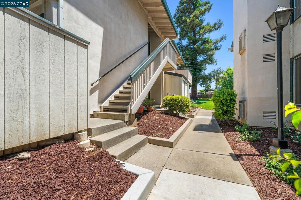 5460 Concord Blvd B8 Property Photo 21