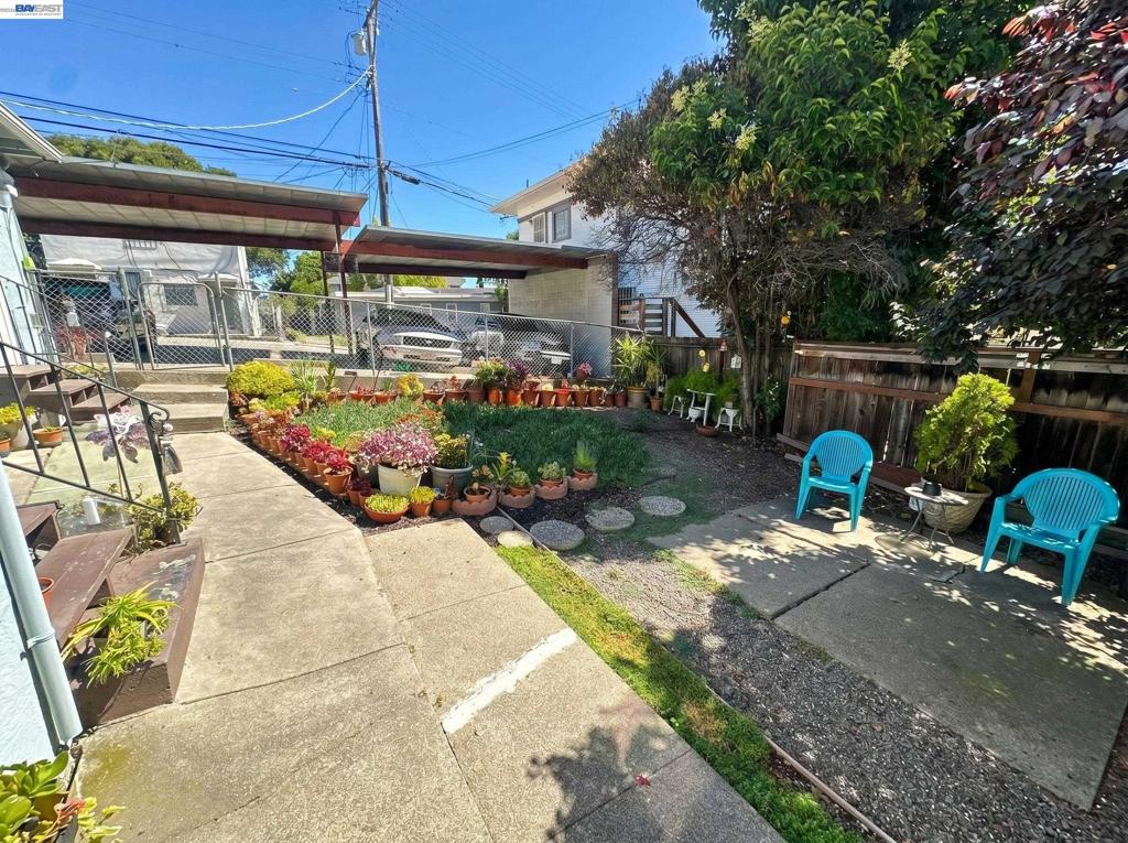 834 Georgia St Property Photo 7