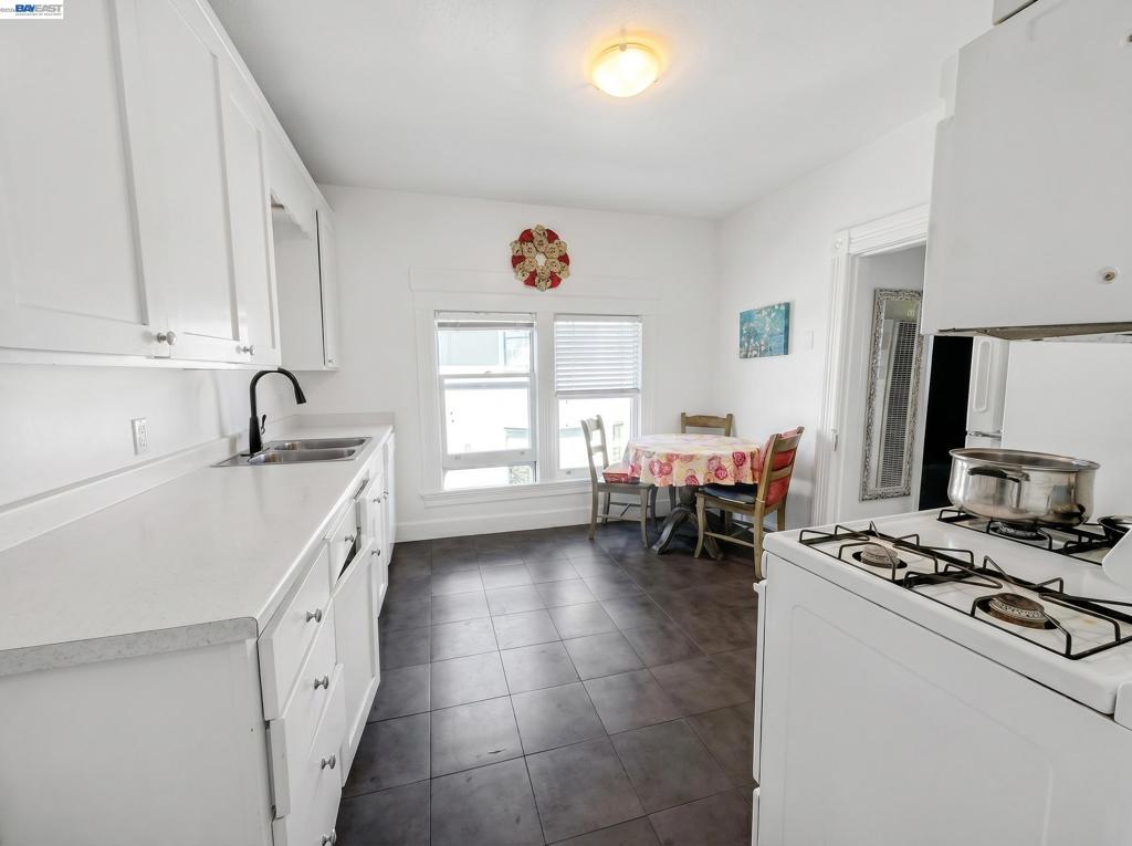 834 Georgia St Property Photo 21
