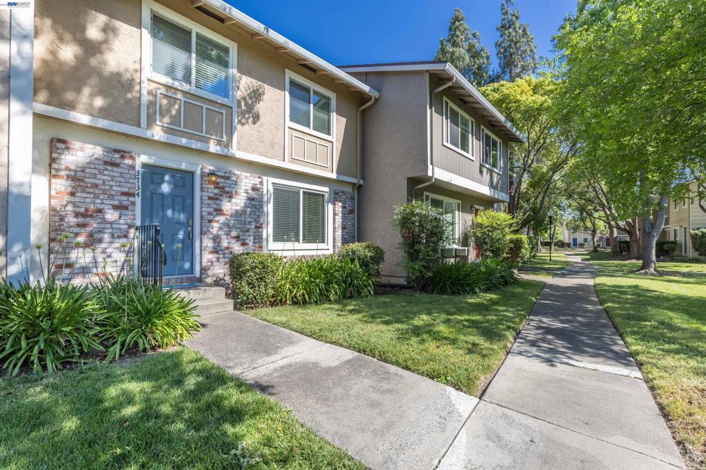 3734 Carrigan Cmn Property Photo 2