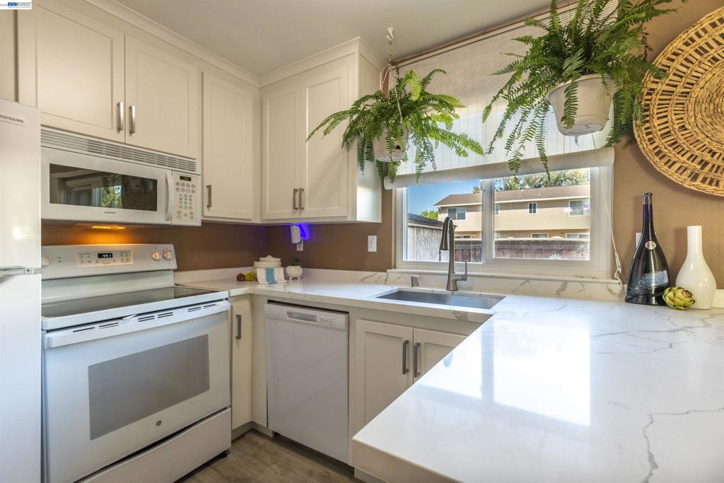 3734 Carrigan Cmn Property Photo 5