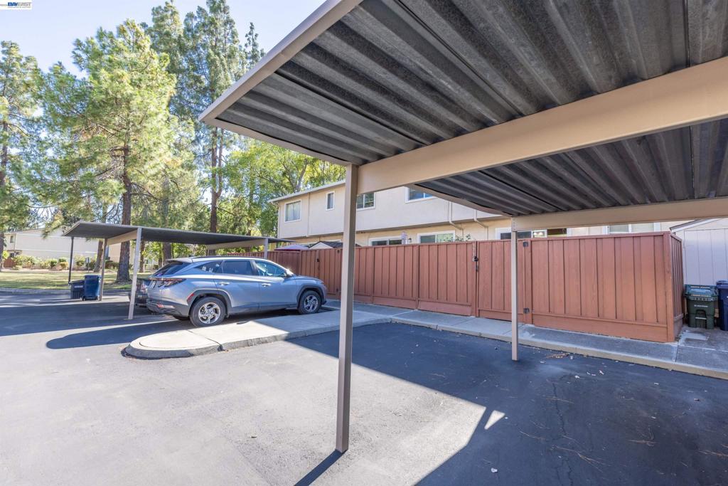3734 Carrigan Cmn Property Photo 28
